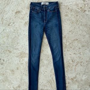 Hollister Super Skinny Highrise Jeans